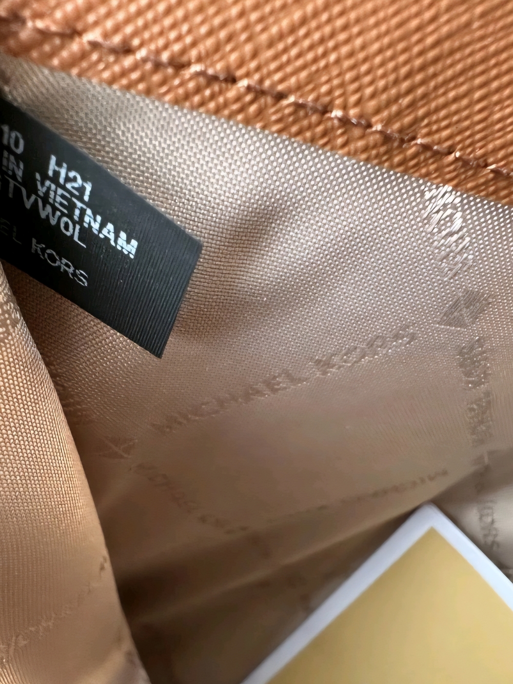 Michael Kors Brown Leather Wristlet Wallet In Color "Luggage". NWT - Picture 10 of 11